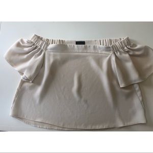 ✨Topshop Livi Off The Shoulder Top✨